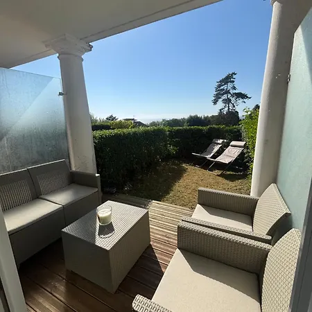 Jardin Avec Terrasse Vue *