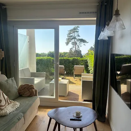 Jardin Avec Terrasse Vue * Trouville-sur-Mer