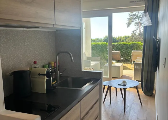 Apartment Jardin Avec Terrasse Vue